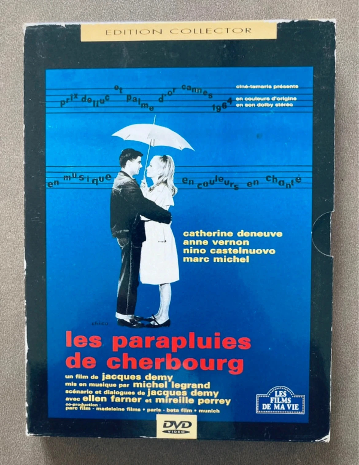 DVD Les parapluies de Cherbourg de Jacques Demy édition collector.